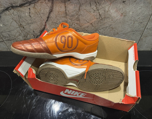 Nike total astro - 90, turf