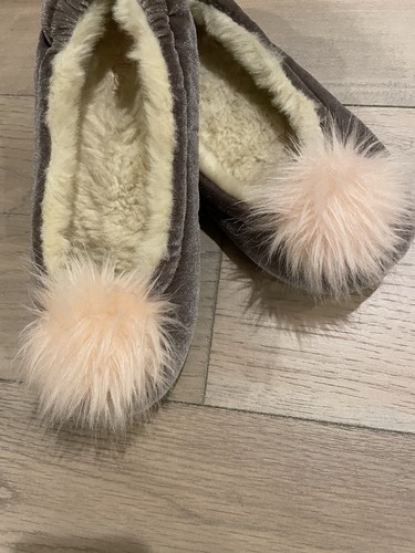 Boden pompom slippers 5 - us,