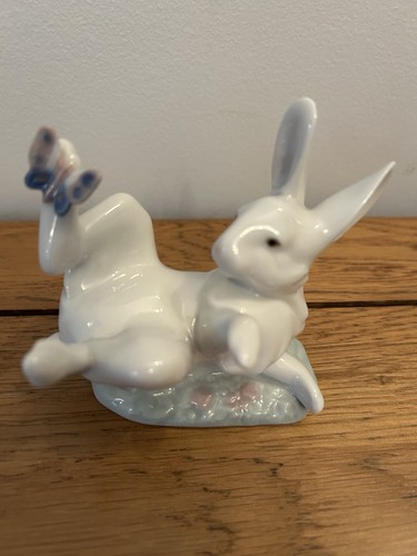 Lladro porcelain bunny - lladro,