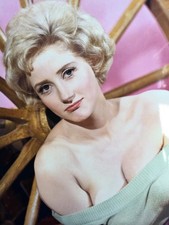 Liz Fraser 11" x 8.5" inch