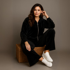 ROCKTHOSECURVES WOMENS Velour