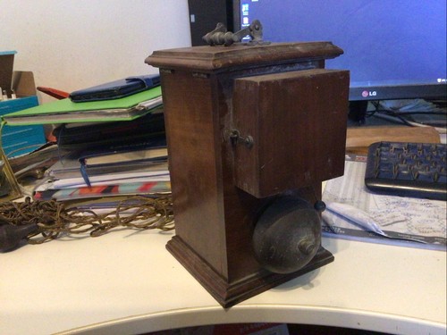 Vintage door bell butler - bell/butler,