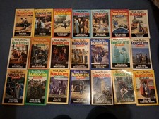 Famous Five Complete Set 1-21