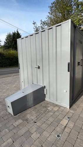 12ft towable boss - 12ft, cabin