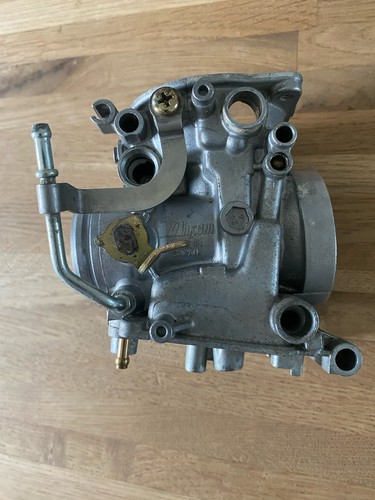 Yamaha fzs600 carburettor body - fzs600,