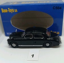 Base Toys C504 Riley