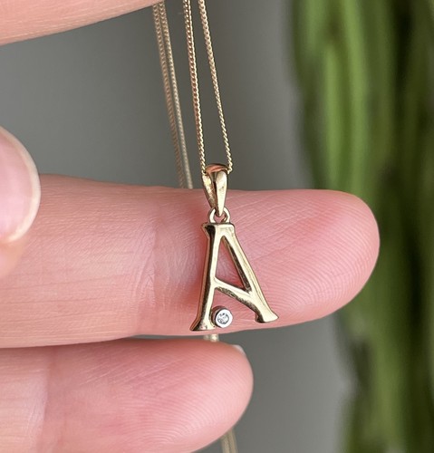 9ct gold initial - 9ct, pendant