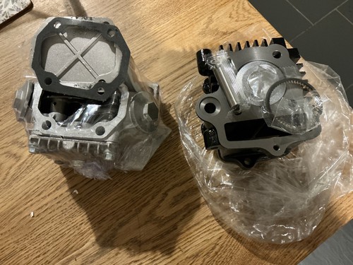 Cylinder head piston engine - piston,