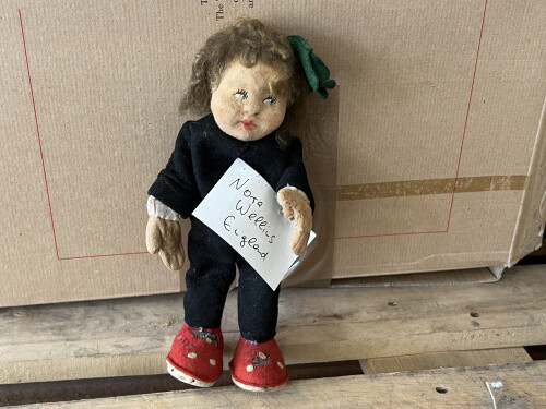 Norah wellings cloth doll - norah,