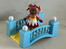 In The Night Garden ITNG Bridge & Upsy Daisy Figure - Ideal Cake Topper