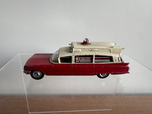Corgi 437 superior ambulance - corgi, #437