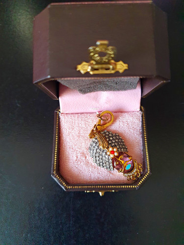 Juicy couture signed gold tone - juicy,