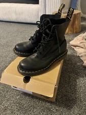 Dr. Martens 1460 Pascal
