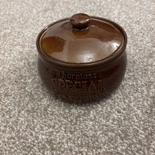 PEARSONS OF CHESTERFIELD THORNTONS SPECIAL TOFFEE LIDDED JAR BROWN EARTHENWARE. 