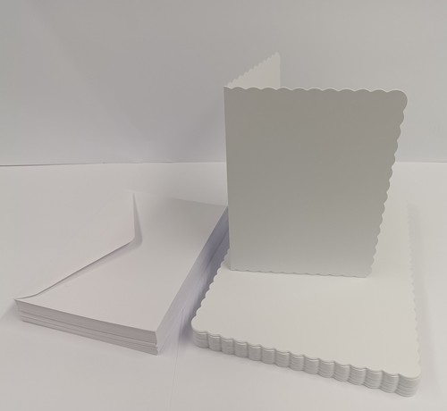Scalloped white blank - 50,