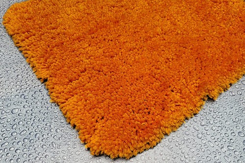 Highland orange bathroom rug - orange,