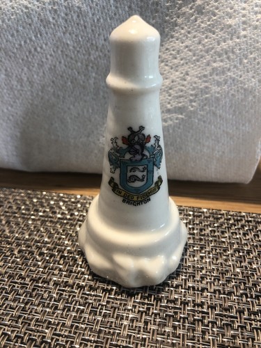 Crested ware brighton light - ,