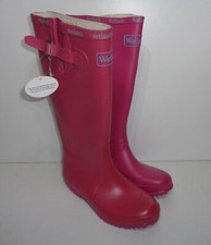 Ladies Pink Wellies Wetlands