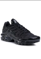 All Black Nike Air Max Plus
