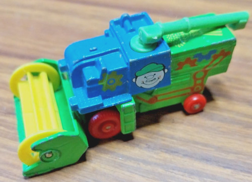 Matchbox first combine - matchbox,