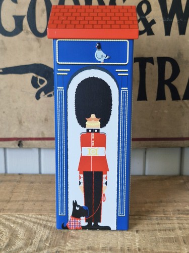 Marks spencer london guard - &,