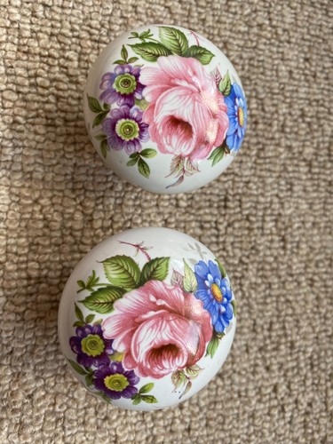 Vintage porcelain door knobs - vintage,