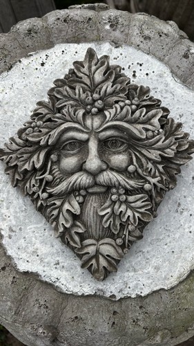 Green man wall plaque - green,