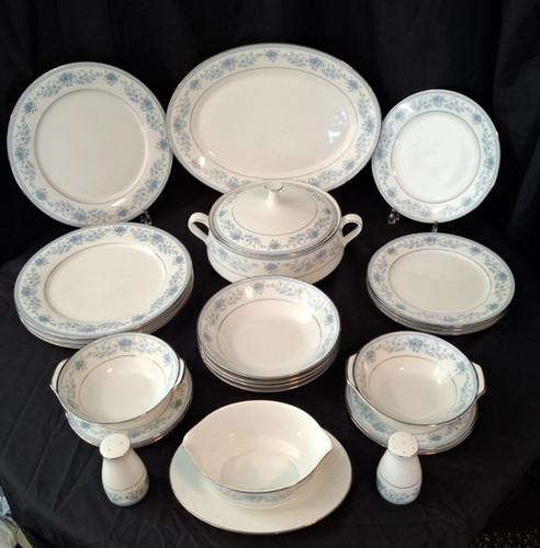Noritake blue hill - , 31