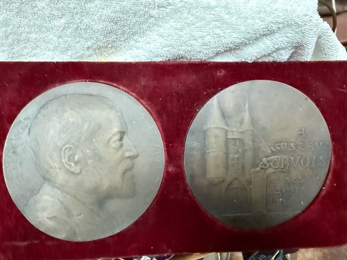 Ovide yencesse bronze plaques - ovide,