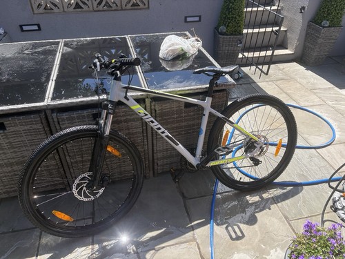Giant adult pedal bike - bike, 700c