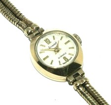 Ladies 9ct yellow - , vintage
