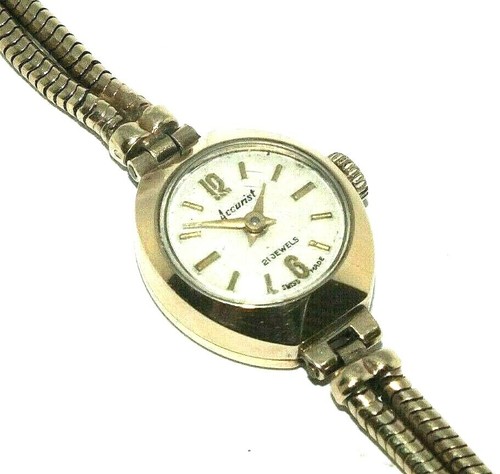 Ladies 9ct yellow gold - , vintage