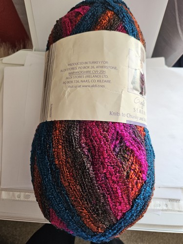 Colourful yarn - colourful,