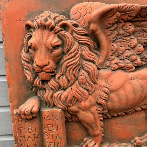 Venetian lion large decorative