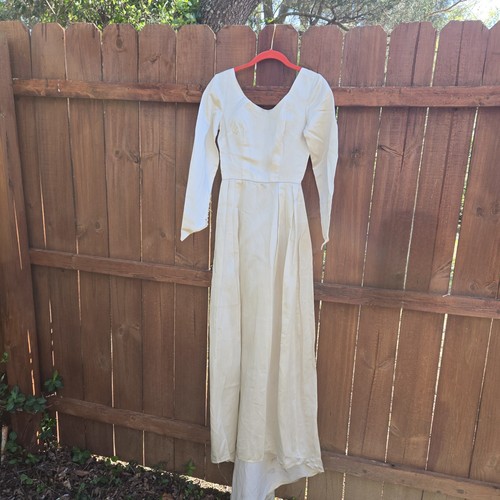 Vintage 1940s ivory - vintage, long