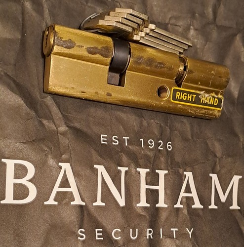 Genuine banham front - genuine, entrance