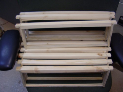 Wood langstroth bee - ,