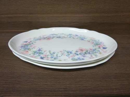 Two wedgwood oval - oval, plates
