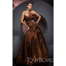 CLEARANCE WAS $533 Tony Bowls