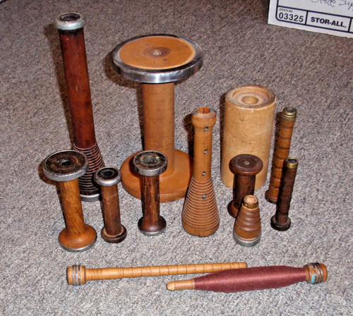 Vintage primitive lot - primitive, 13