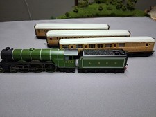 Oo Gauge Flying Scotsman + 3