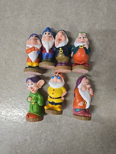 Vintage walt disney - walt,
