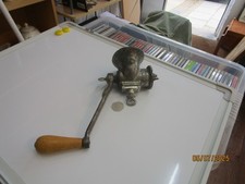 Vintage  Meat Mincer Iron Cast Made in England FULL WORKING CONDITION
