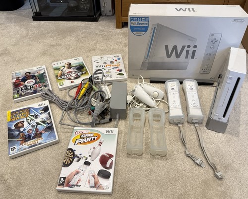 Nintendo wii console - wii, white
