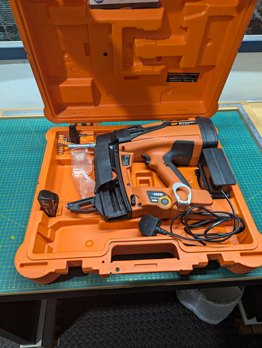 Spit 800p pulsa gas nail - 800p+,