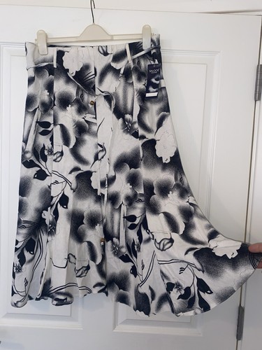 Ladies bnwt saloos - bnwt,