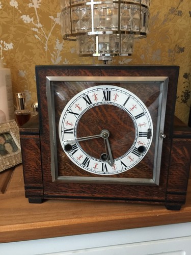 Vintage 1920s 30s - wooden, art