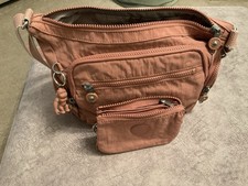 KIPLING GABBIE BAG IN A DUSKY