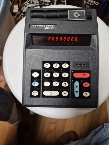 Commodore calculator - commodore, 8