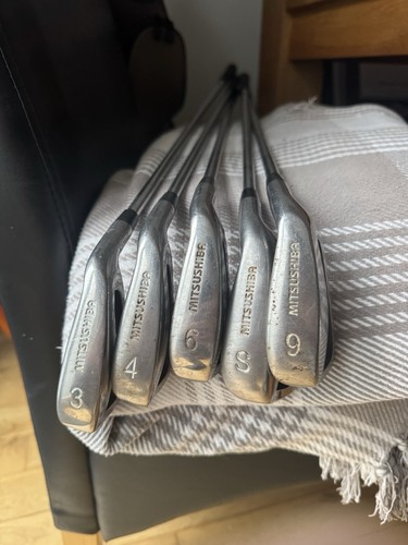 Right handed golf - right-handed, clubs